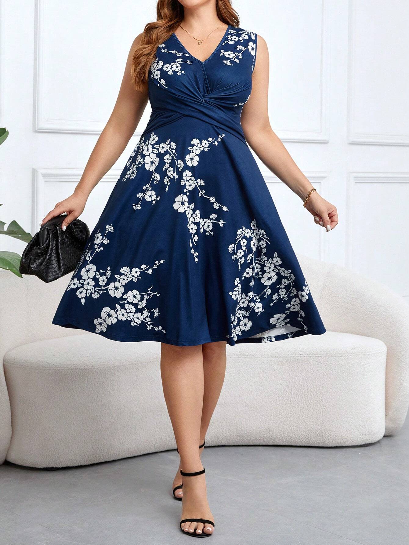 Tabitha | Elegant Floral Wrap Dress for All Occasions - Image 3