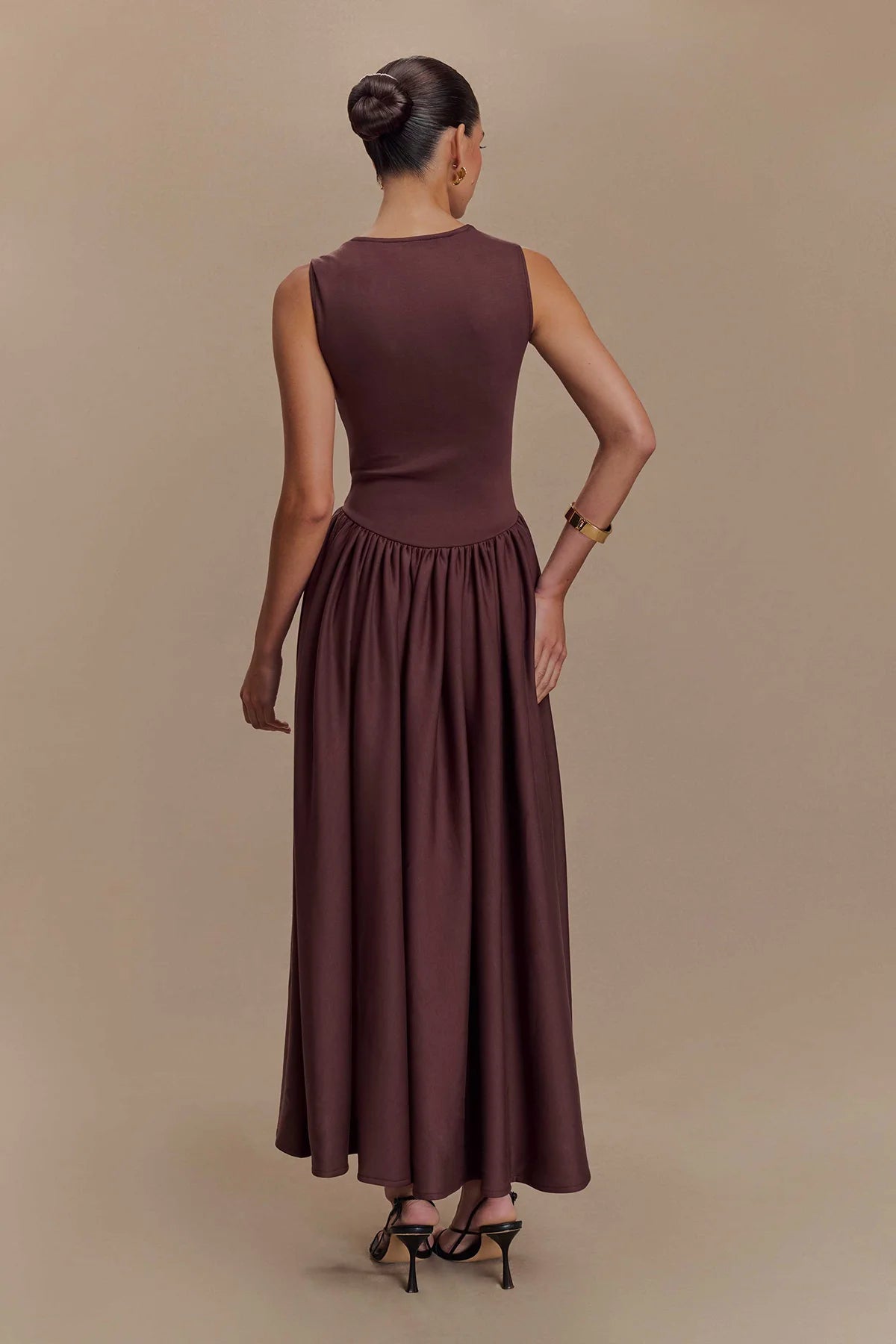 Brianna | Elegant Midi Dress for Every Occasion - Image 5