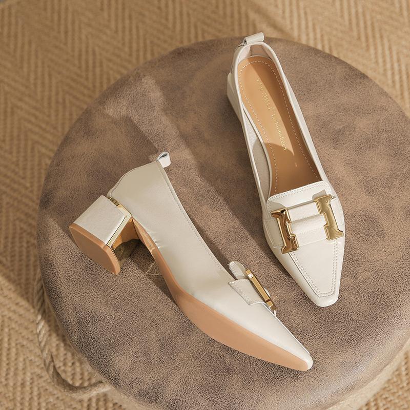 Destiny | Stylish Loafers with Block Heel – Elegant Pointed-Toe Shoes for Office & Everyday Wear - Image 2