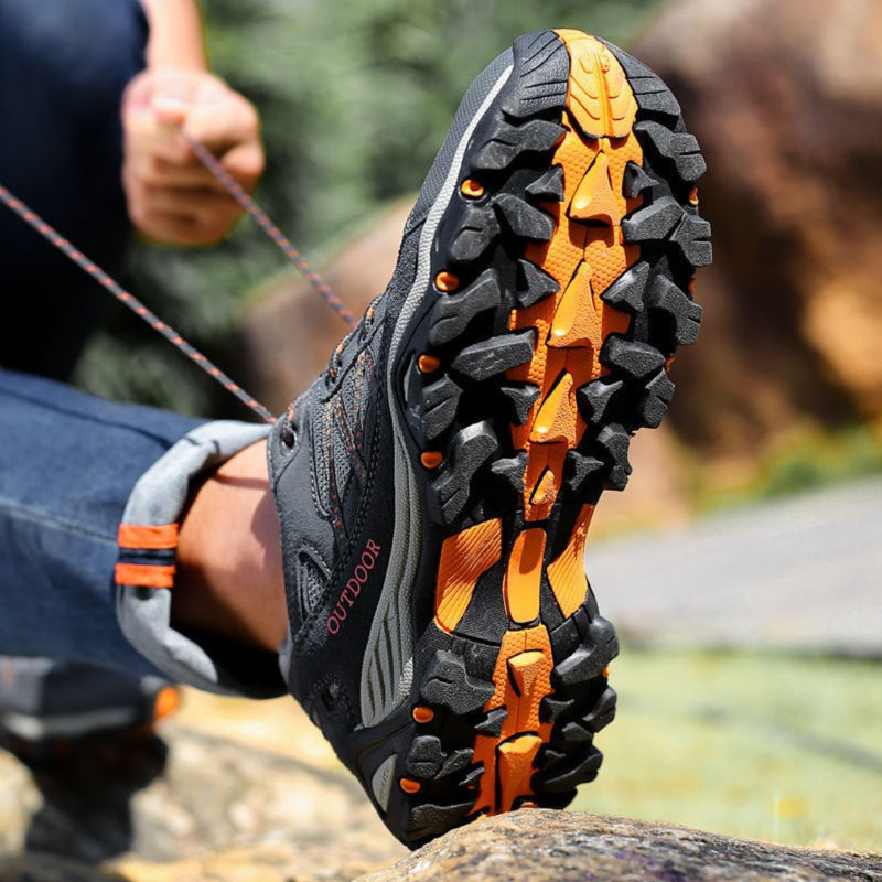 Louie | Women's orthopaedic hiking shoes made from suede - Image 2