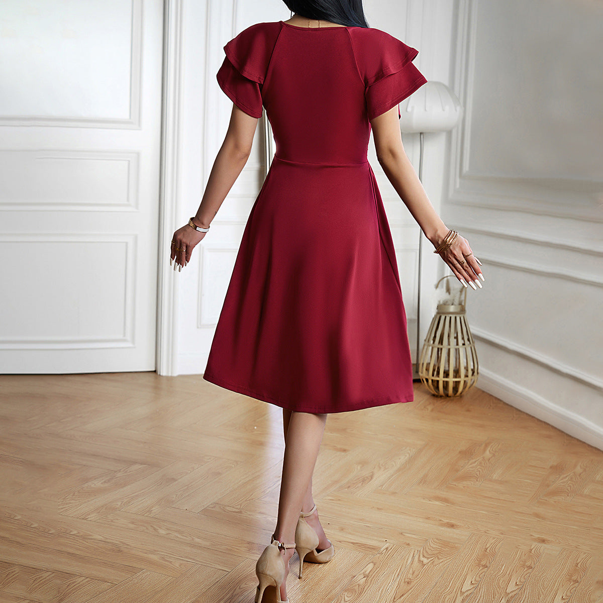 Serena | Elegant Short Dress with Tailored Fit and Pleated Design - Image 3